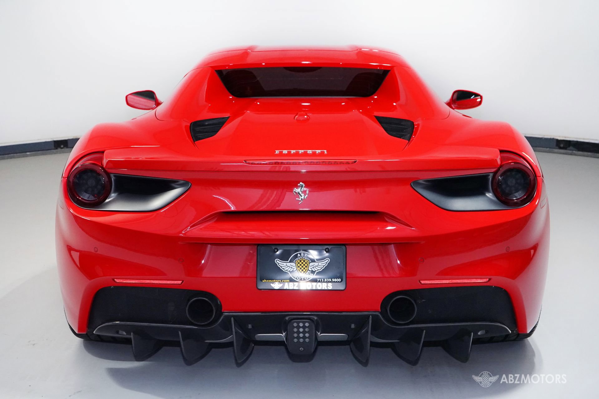 Used 2018 Ferrari 488 Spider RWD image 8