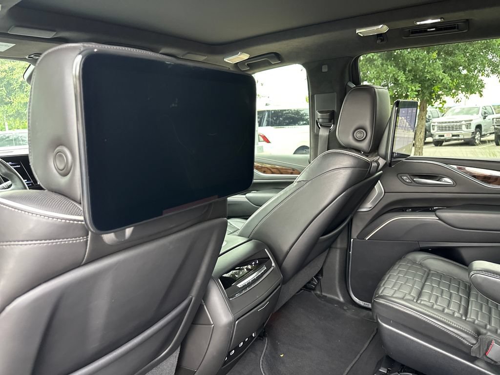 Used 2021 Cadillac Escalade Sport Platinum AWD/4WD image 34
