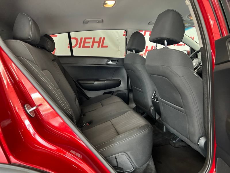 Certified 2022 Kia Sportage LX FWD image 10