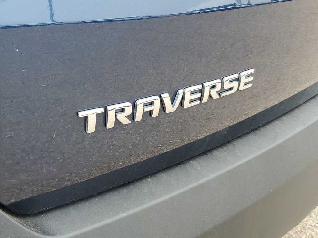 Used 2022 Chevrolet Traverse LT w/ LPO, Cargo Package image 6