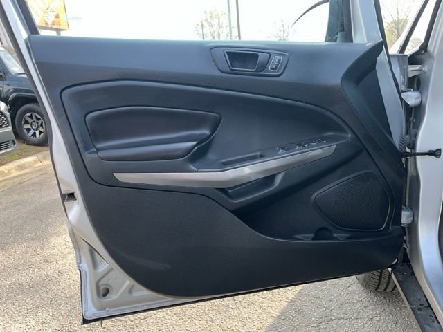 Used 2020 Ford EcoSport SES image 16