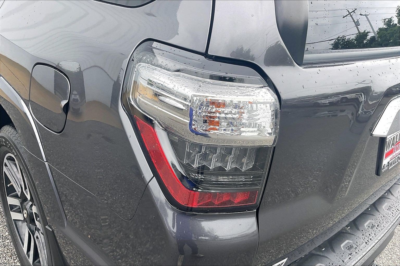 Used 2018 Toyota 4Runner Limited AWD/4WD image 34