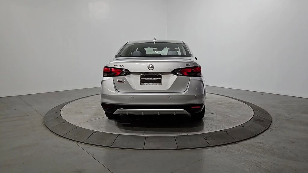 Certified 2020 Nissan Versa SV image 4