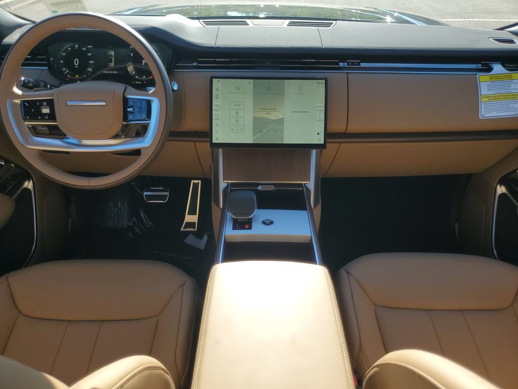 New 2026 Land Rover Range Rover Long Wheelbase SE AWD/4WD image 25