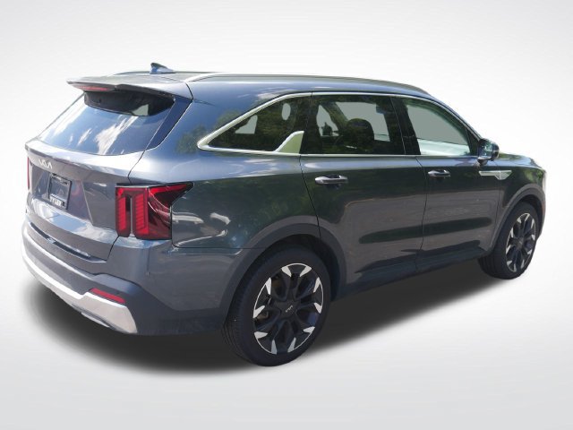 Used 2025 Kia Sorento SX FWD image 8