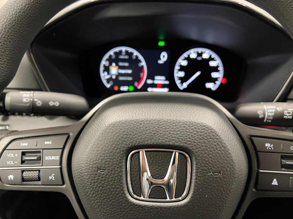 Used 2025 Honda CR-V LX image 24