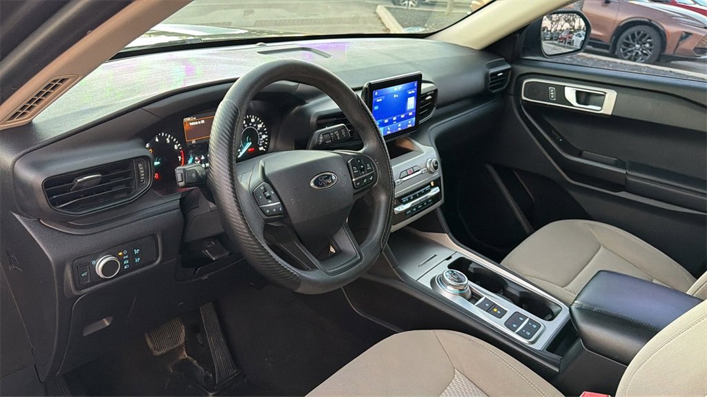 Used 2021 Ford Explorer 2WD image 15