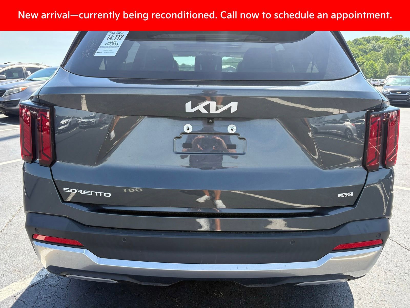 Certified 2024 Kia Sorento S w/ Panoramic Sunroof Package AWD/4WD image 4