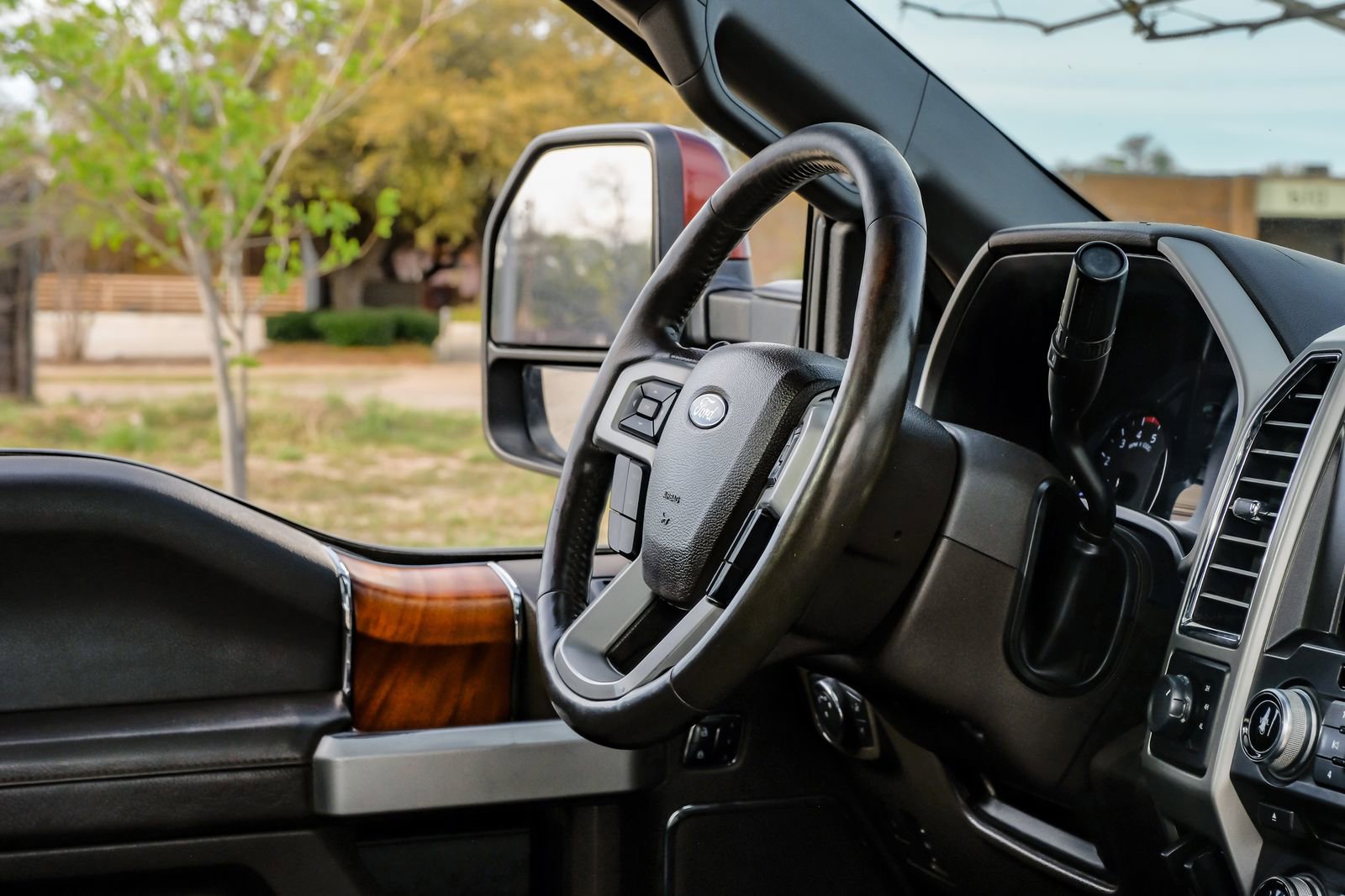 Used 2017 Ford F250 King Ranch w/ King Ranch Ultimate Package image 16