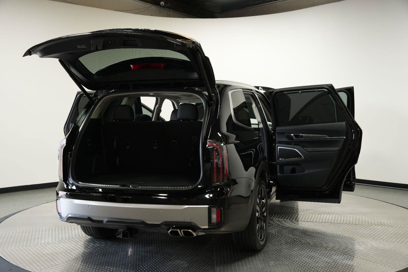 Used 2025 Kia Telluride SX AWD/4WD image 13