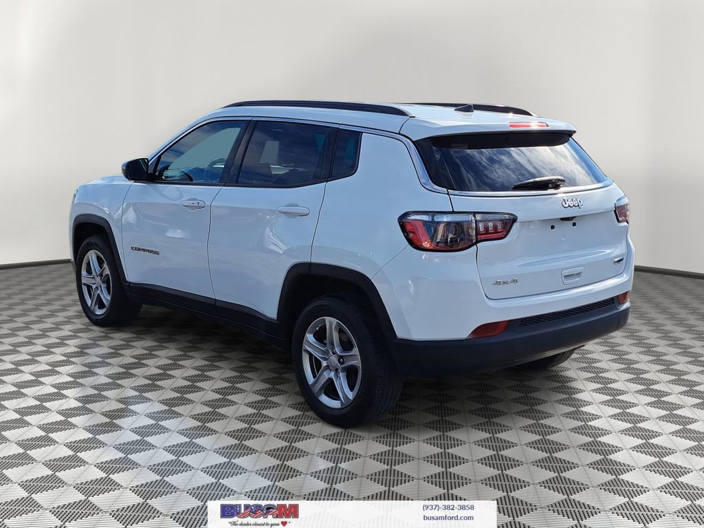 Used 2023 Jeep Compass Latitude video 3