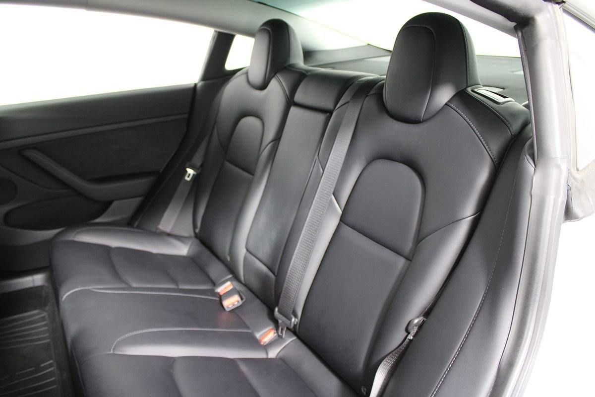 Used 2021 Tesla Model 3 Standard Range Plus image 22