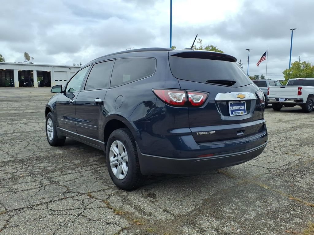 Used 2017 Chevrolet Traverse LS FWD image 5