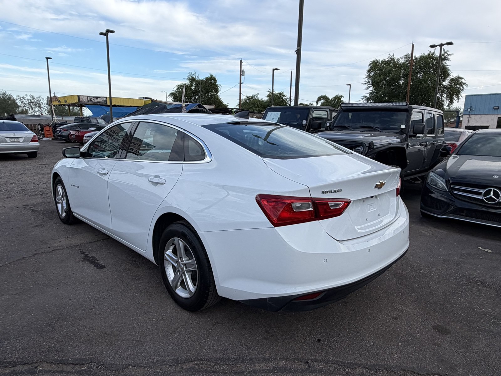 Used 2024 Chevrolet Malibu LS FWD image 3