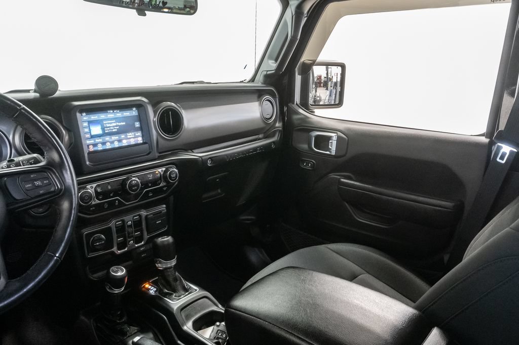 Used 2022 Jeep Wrangler Unlimited Sport AWD/4WD image 11