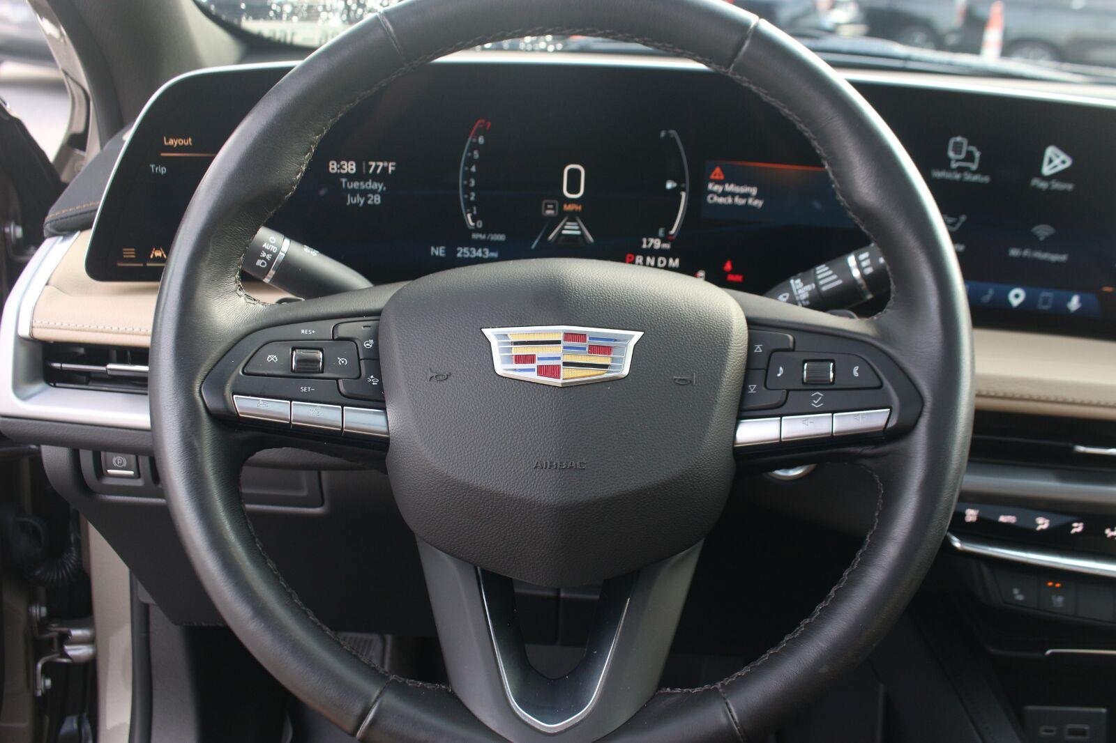 Used 2024 Cadillac XT4 Premium Luxury FWD image 18