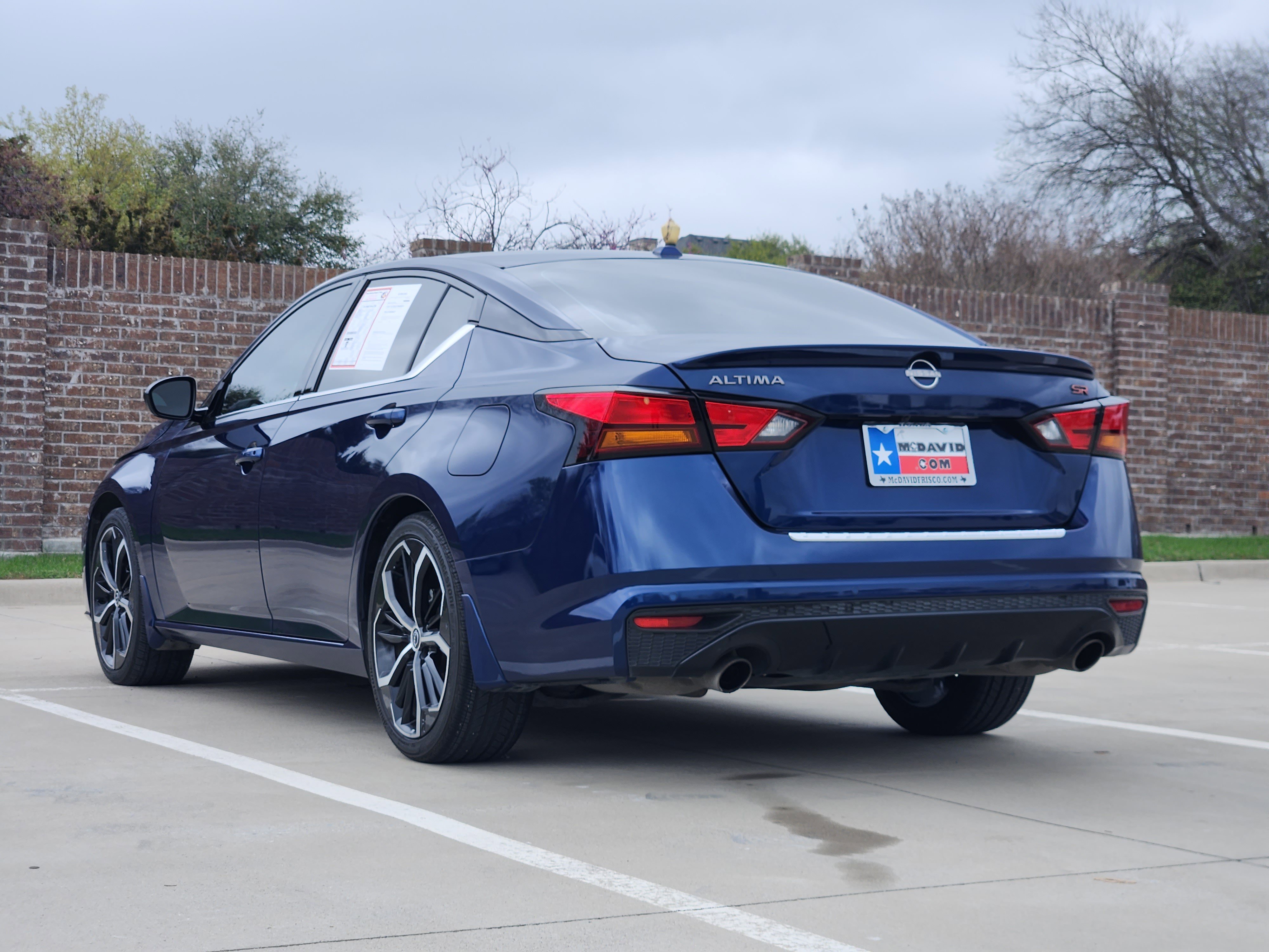Used 2023 Nissan Altima 2.5 SR w/ SR Premium Package image 8