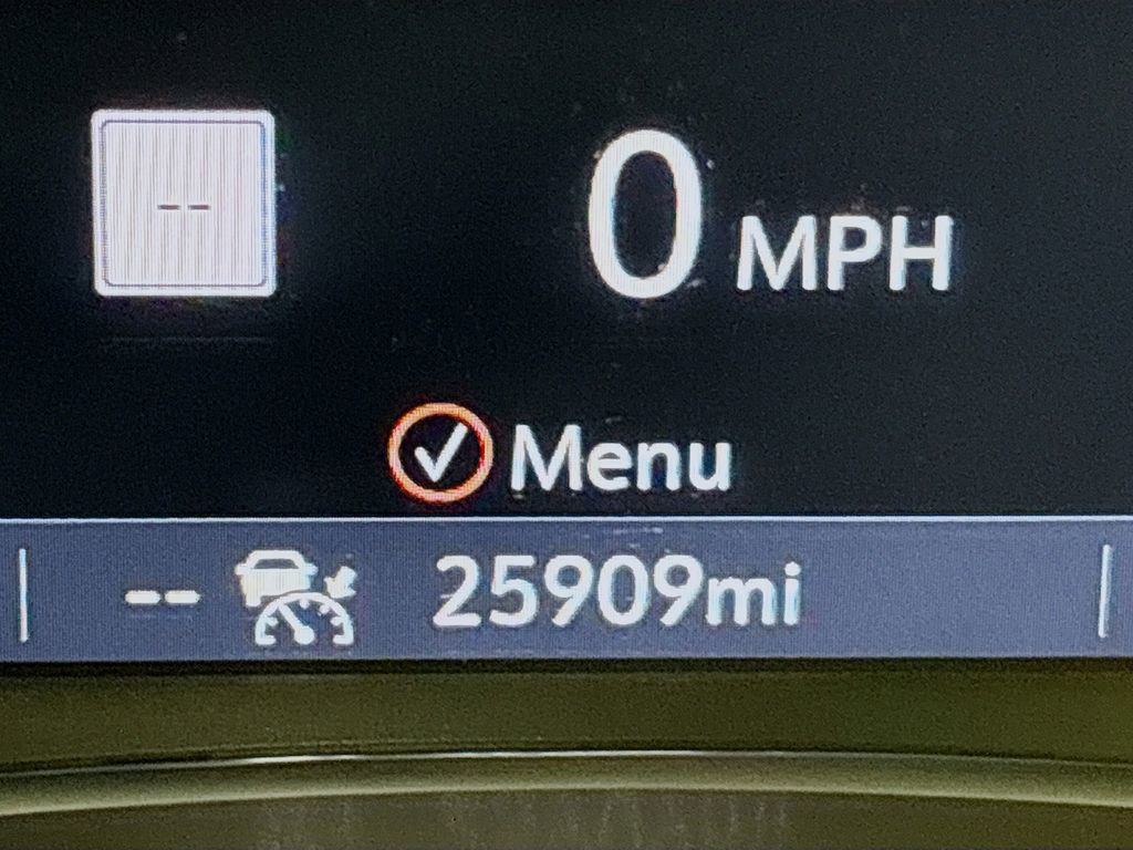 Certified 2024 GMC Terrain SLT w/ Infotainment Package II image 13