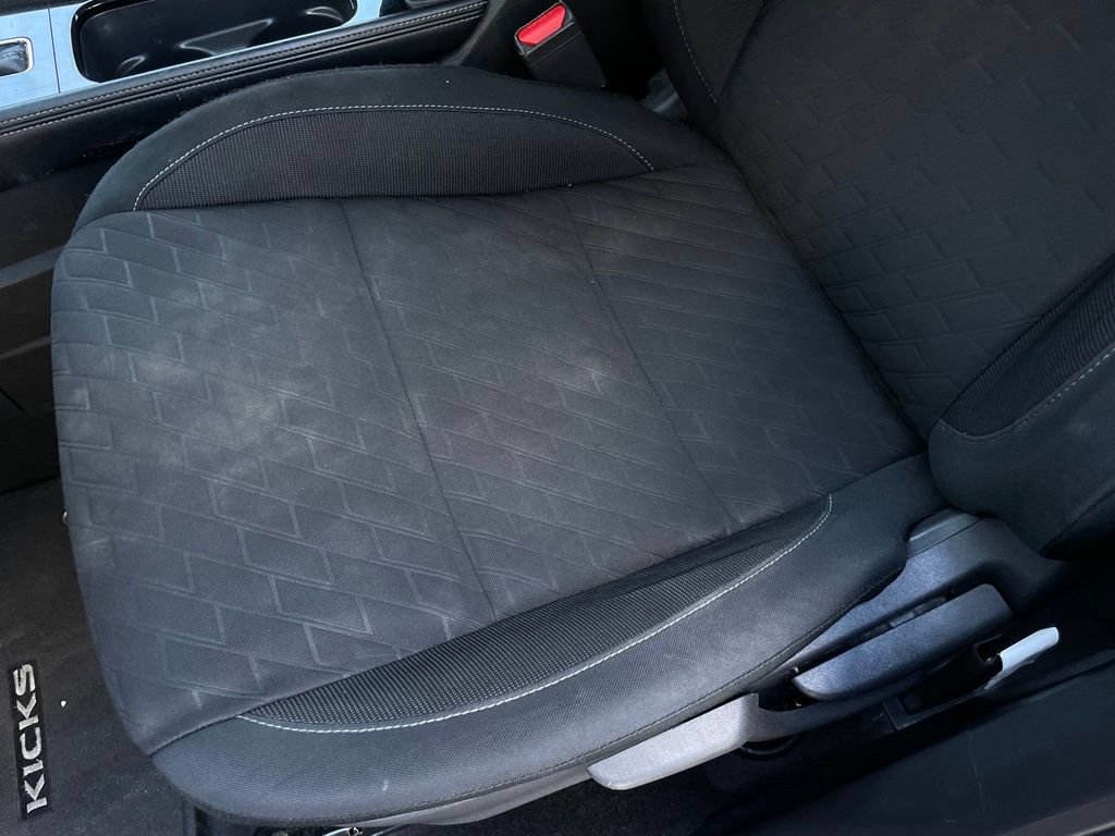 Used 2023 Nissan Kicks SV FWD image 25