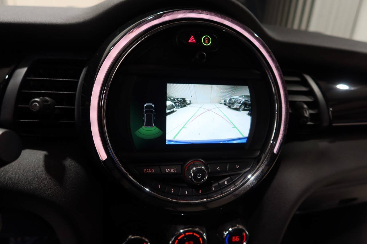 Used 2019 MINI Cooper S w/ Signature Upholstery Package FWD image 22