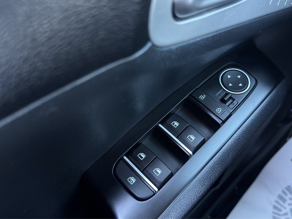 Used 2023 Kia Soul LX w/ Option Group 015 FWD image 8