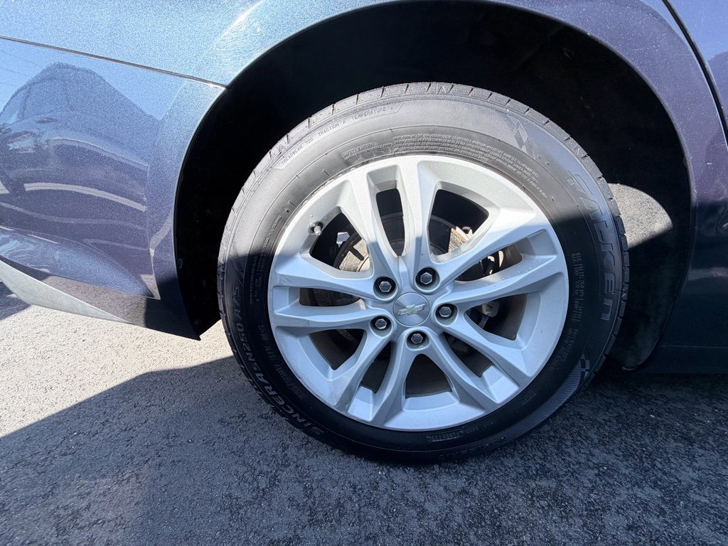 Used 2016 Chevrolet Malibu LT image 25