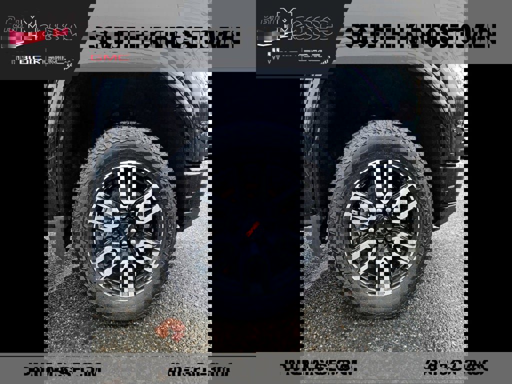 Certified 2023 GMC Sierra 1500 AT4 w/ AT4 Premium Package image 25