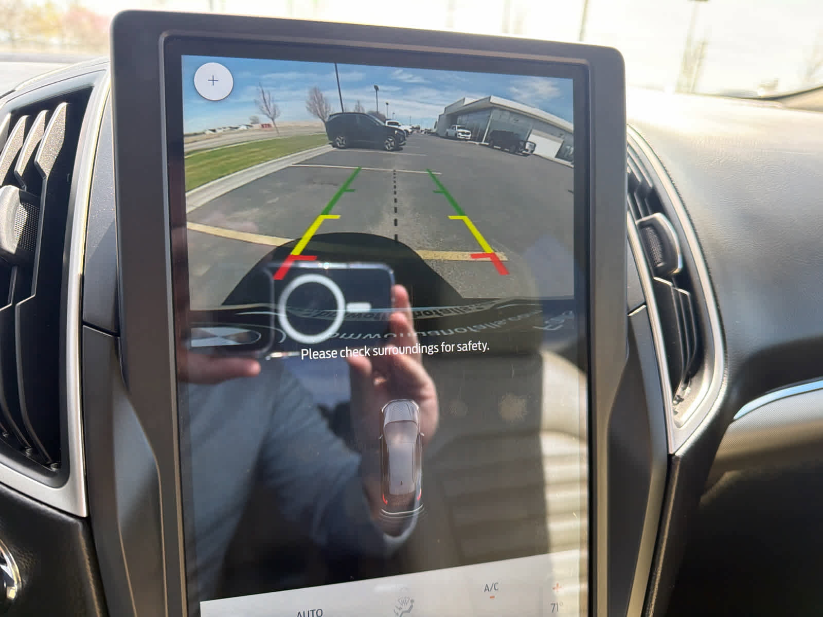 Used 2022 Ford Edge SEL w/ Convenience Package image 27