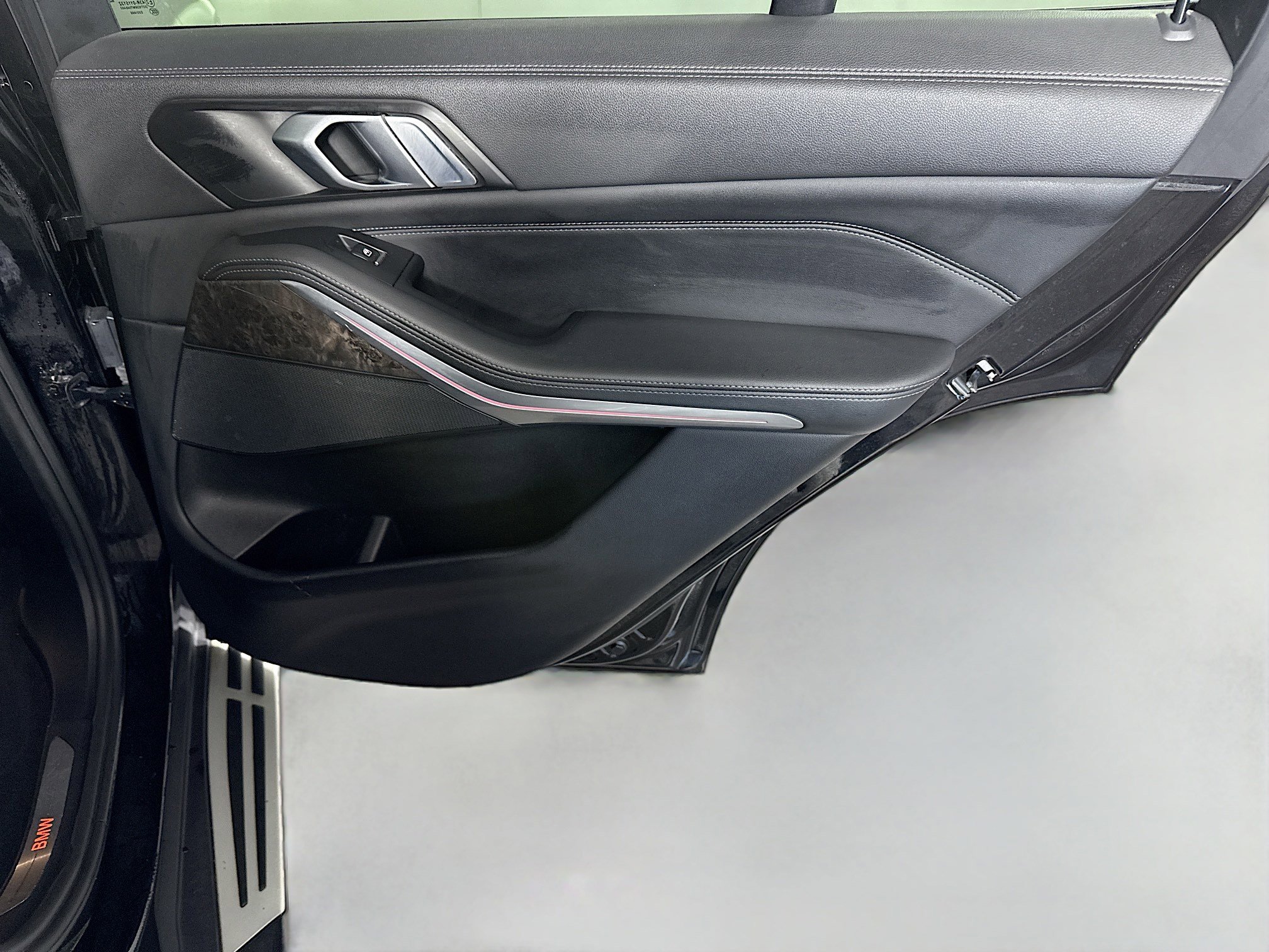 Used 2023 BMW X5 sDrive40i w/ Premium Package RWD image 28