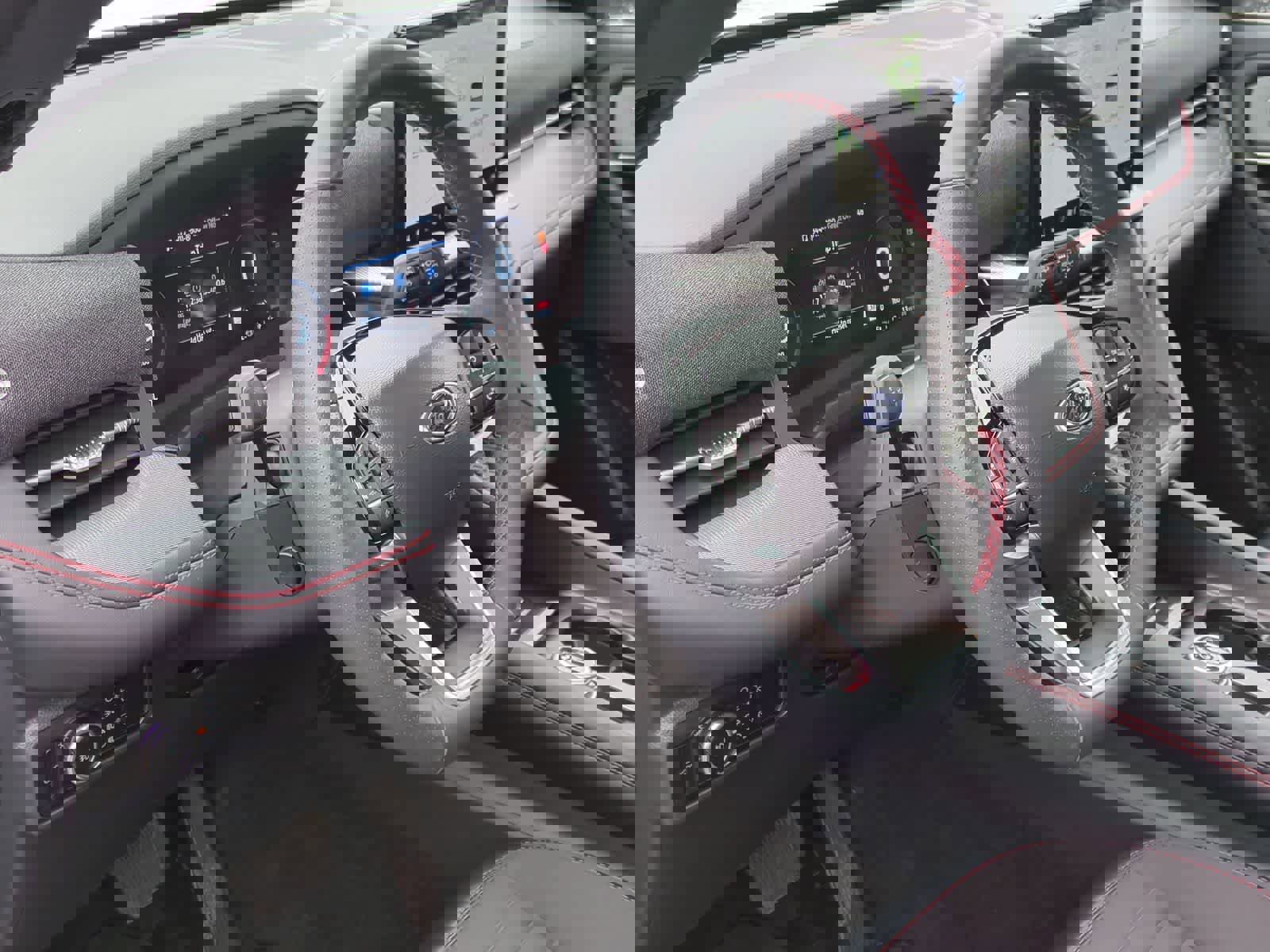 Certified 2025 Ford Explorer ST-Line w/ Premium Package image 10