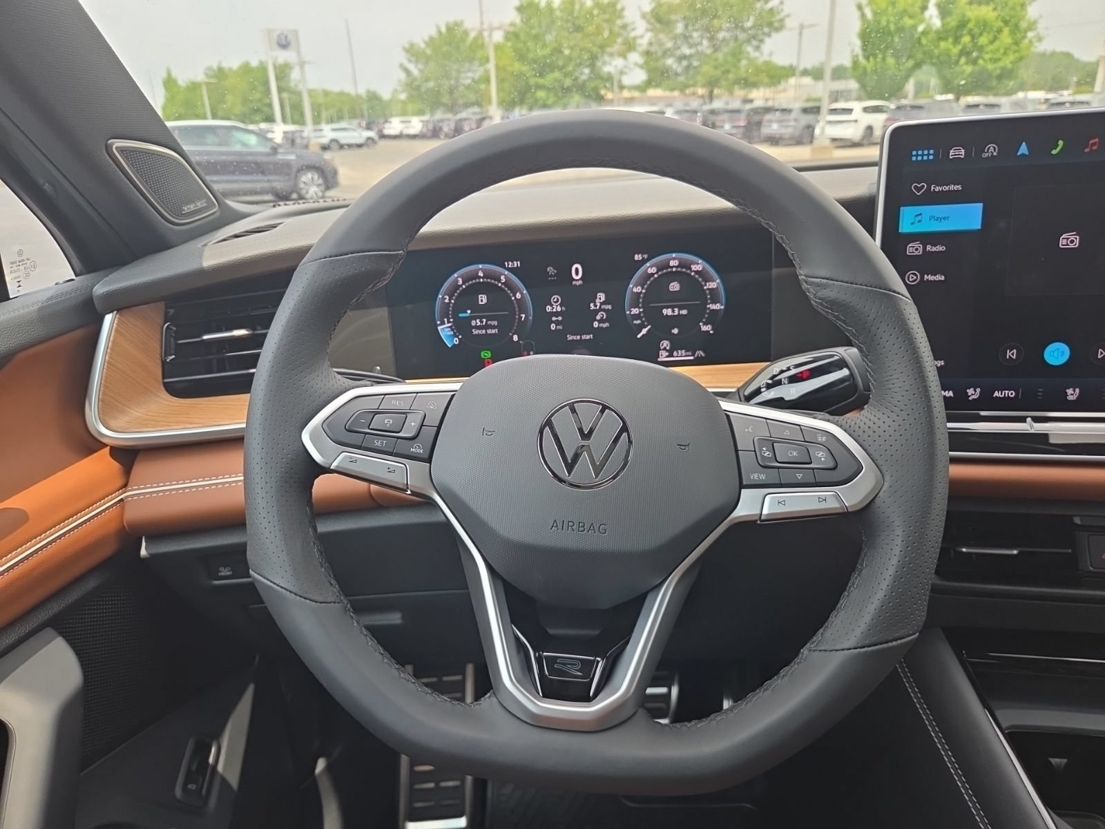 New 2026 Volkswagen Tiguan SEL R-Line AWD/4WD image 21