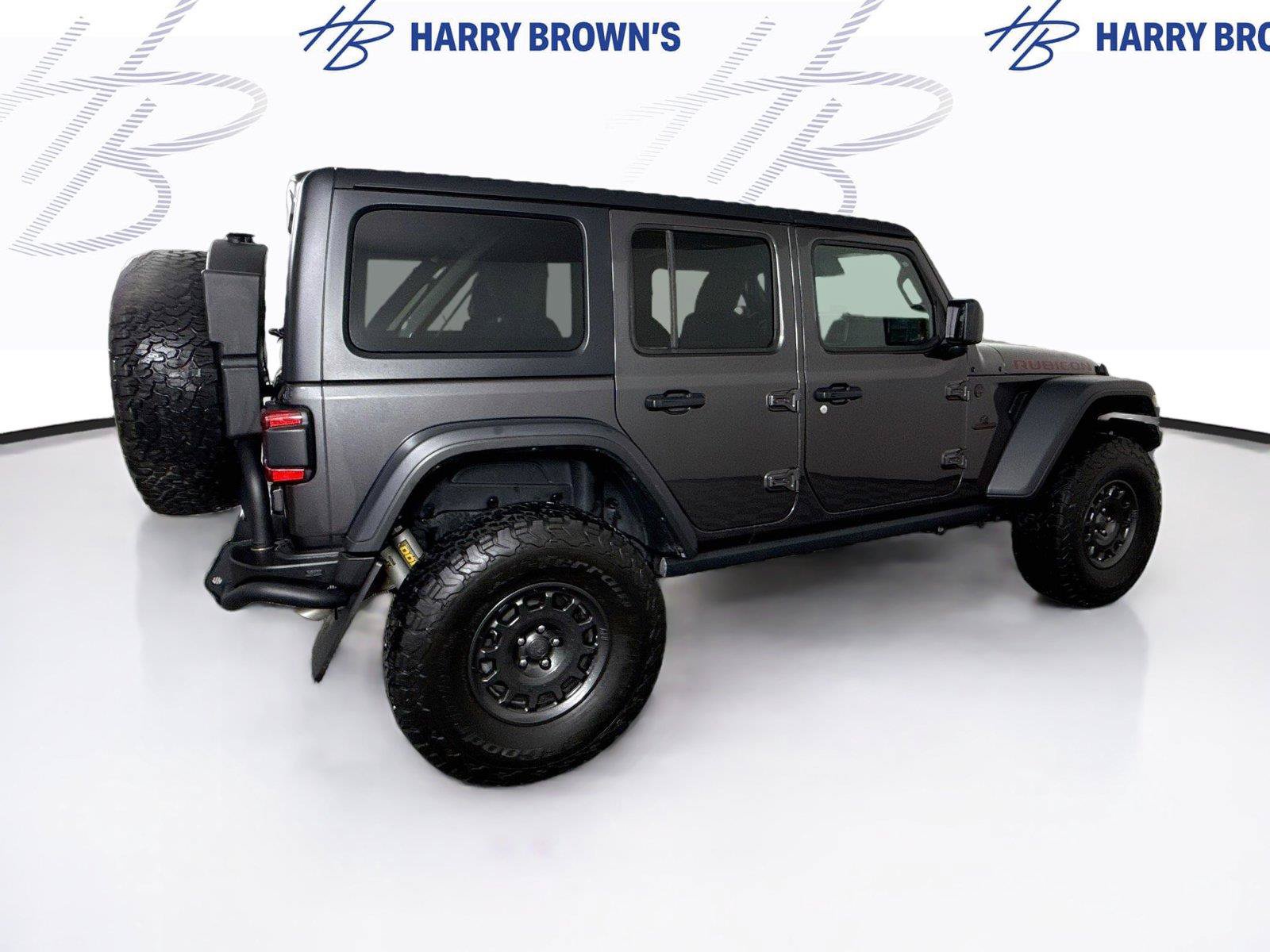 Used 2024 Jeep Wrangler Unlimited Rubicon w/ Technology Group AWD/4WD image 31