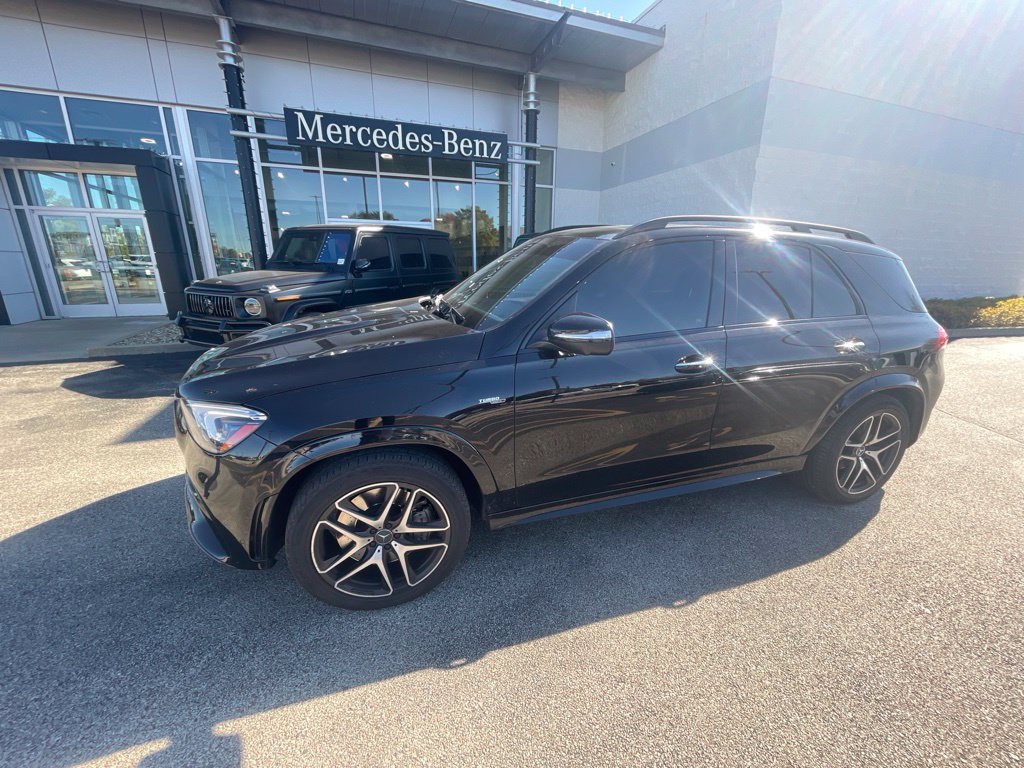 Used 2023 Mercedes-Benz GLE 53 AMG 4MATIC image 2