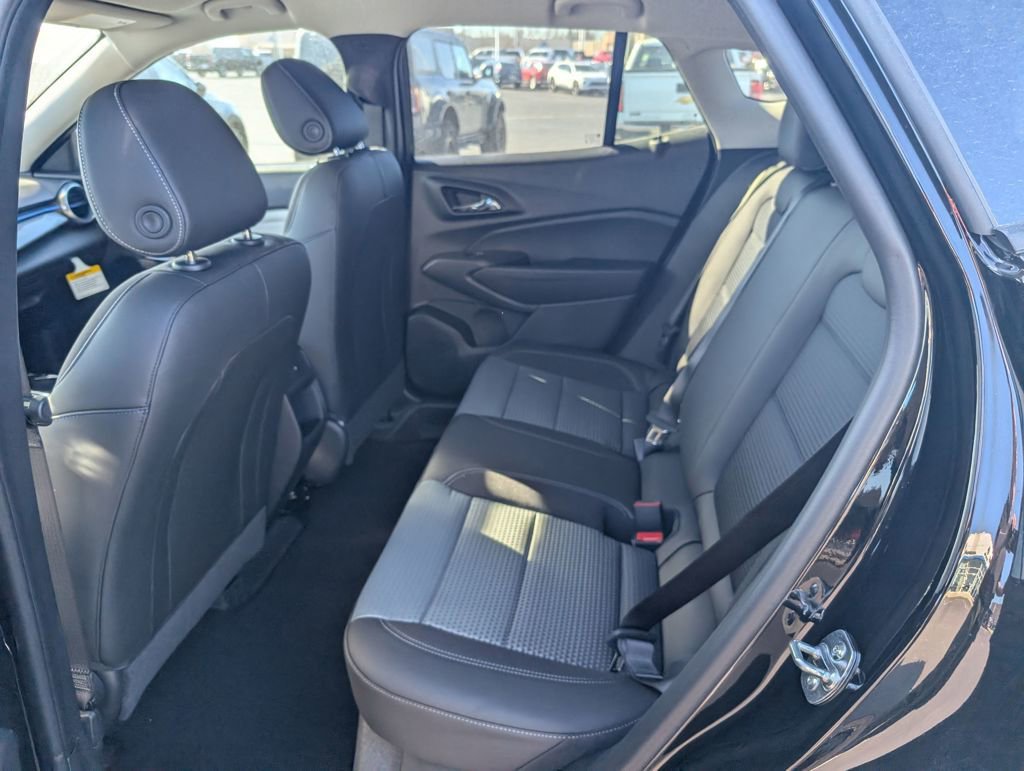 New 2026 Chevrolet Trax LT image 9