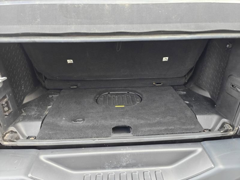 Used 2016 Jeep Wrangler Rubicon image 16