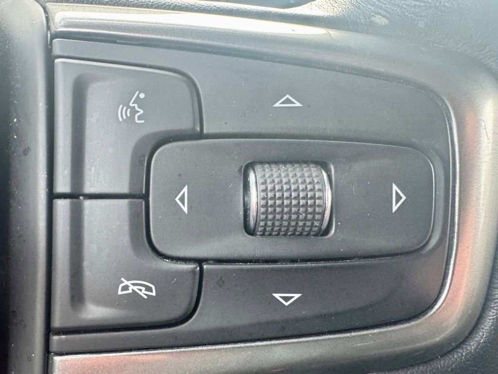 Used 2021 Chevrolet Tahoe LT image 18