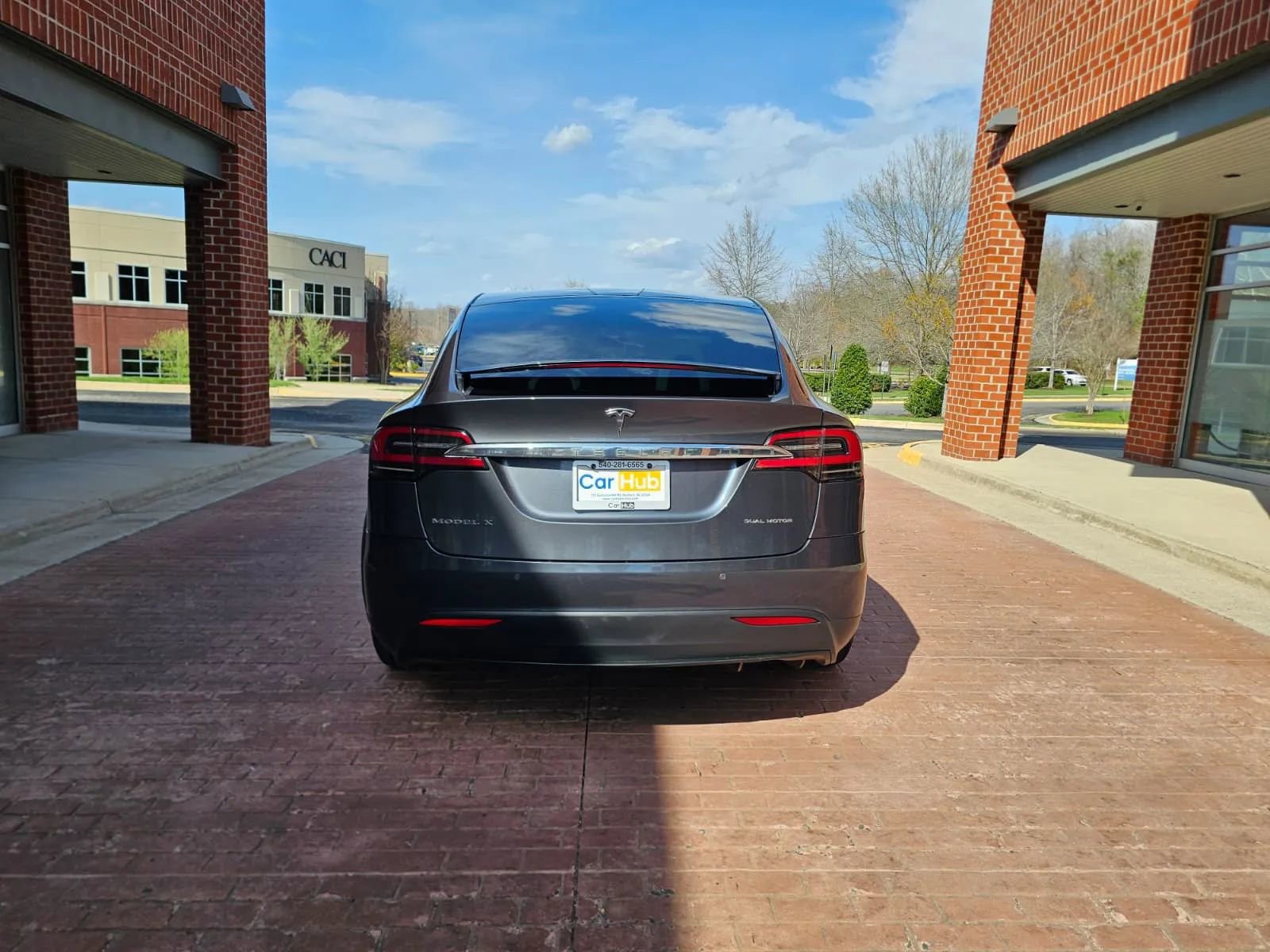 Used 2019 Tesla Model X 75D image 5