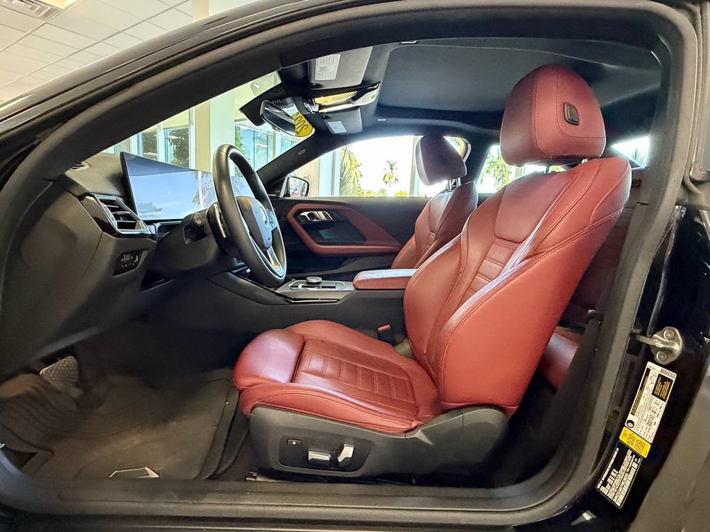 Used 2023 BMW 230i Coupe w/ Convenience Package RWD image 9