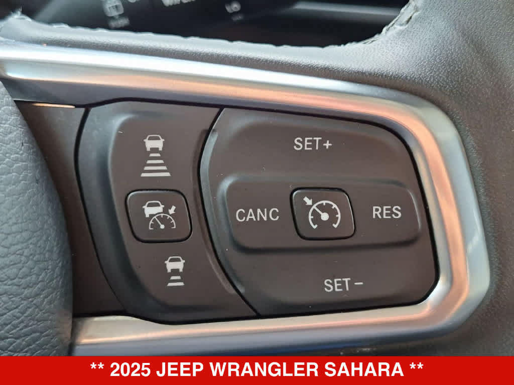 Used 2025 Jeep Wrangler Unlimited Sahara AWD/4WD image 24
