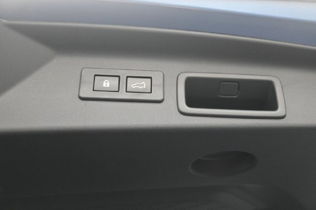 Used 2025 Subaru Forester Touring AWD/4WD image 24