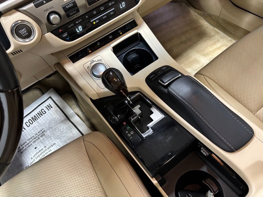 Used 2014 Lexus ES 350 w/ Luxury Package FWD image 38