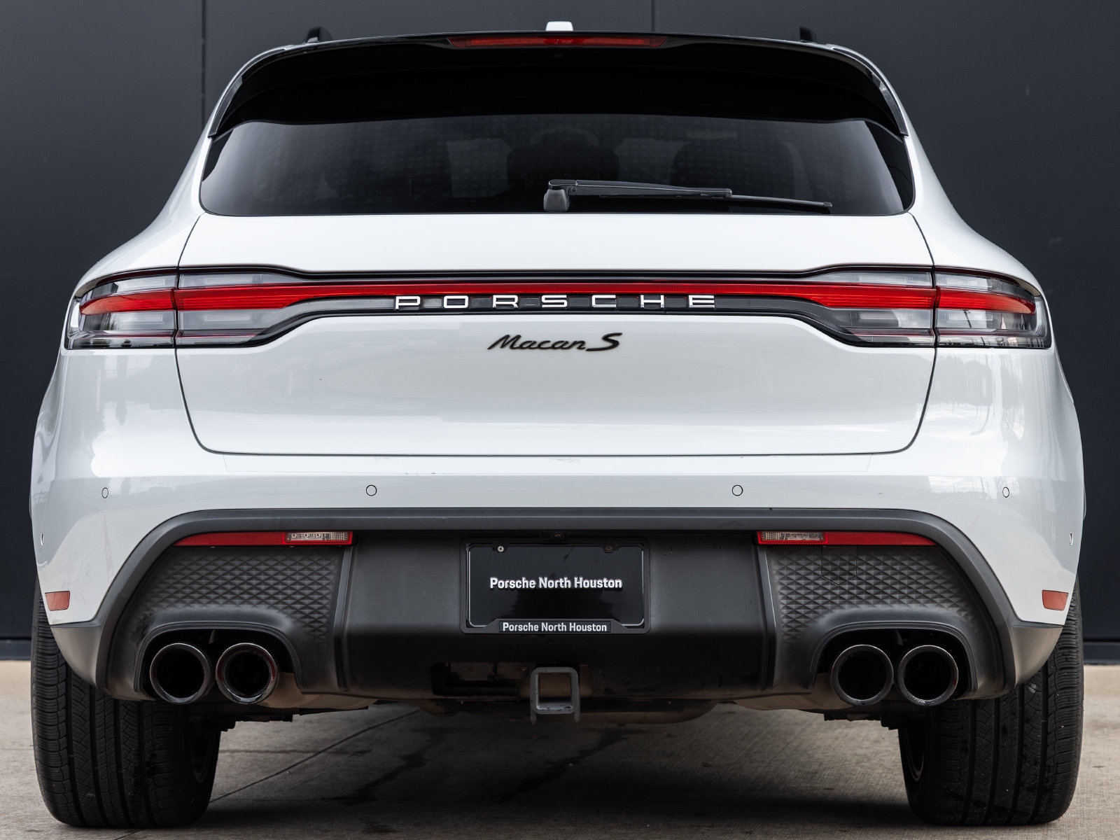 Certified 2022 Porsche Macan S AWD/4WD image 10