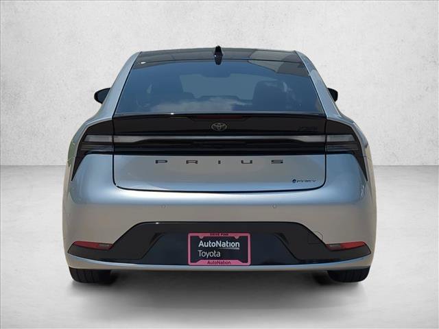 Certified 2025 Toyota Prius Plug-In Hybrid FWD image 6