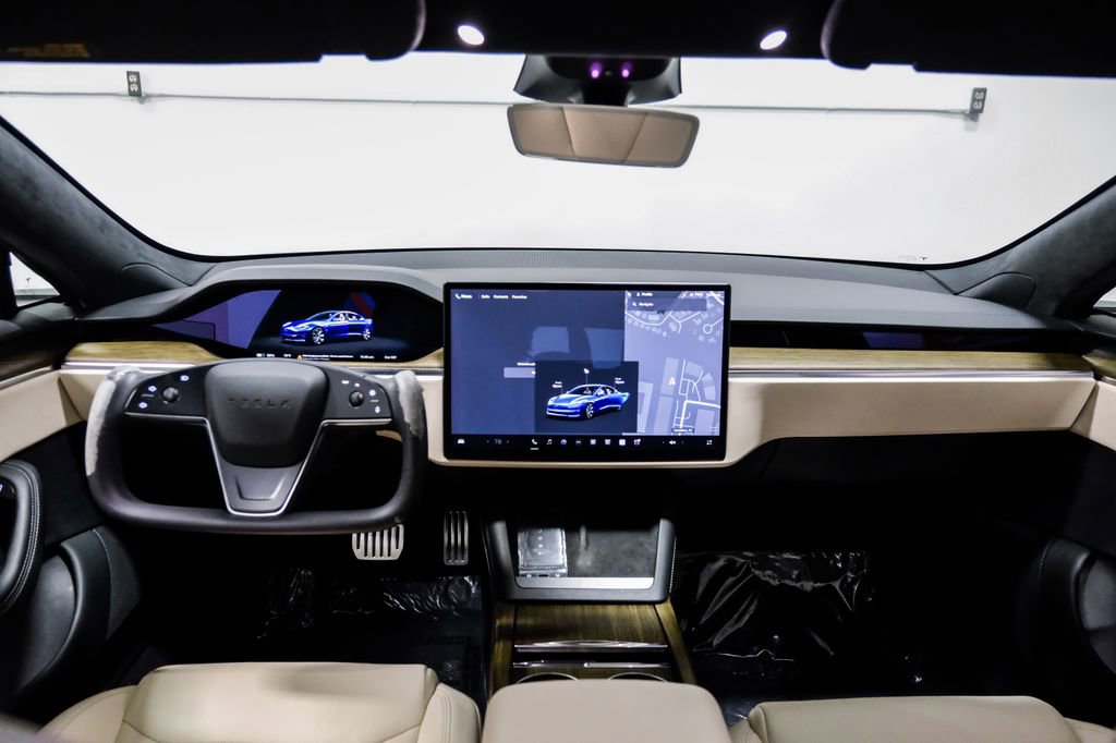 Used 2023 Tesla Model S Standard Range image 16