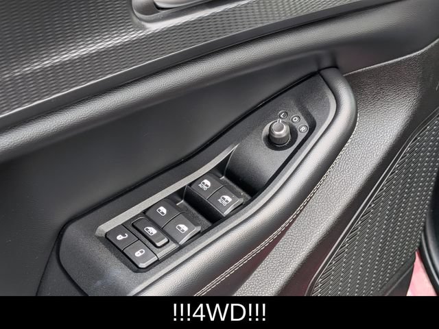Used 2023 Jeep Grand Cherokee Laredo AWD/4WD image 16