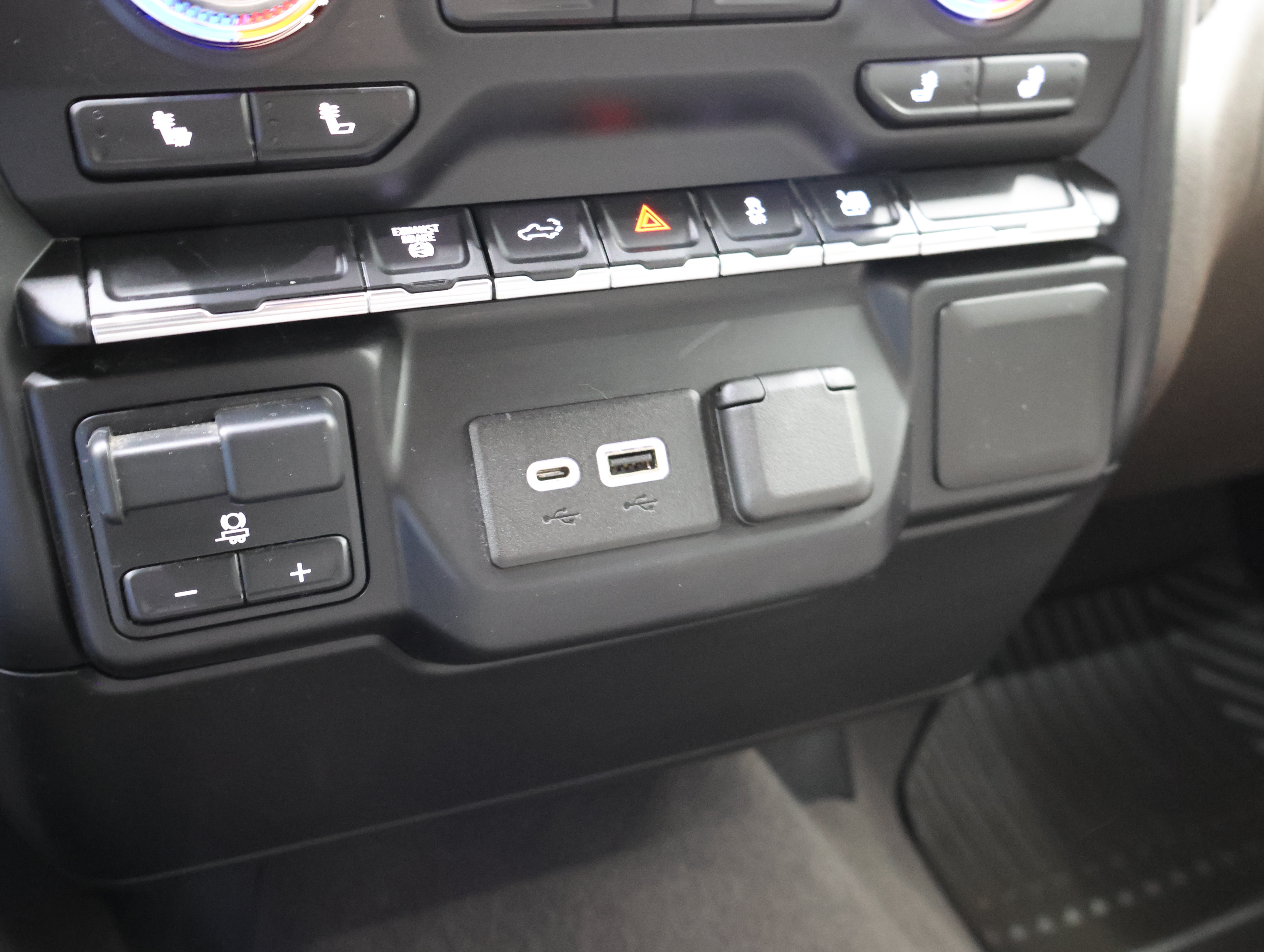 Used 2021 GMC Sierra 3500 SLE w/ SLE Convenience Package AWD/4WD image 43