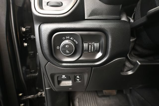 Used 2019 RAM 1500 Sport w/ Level 2 Equipment Group AWD/4WD image 25