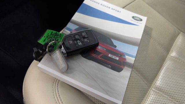 Used 2019 Land Rover Range Rover Sport HSE image 35