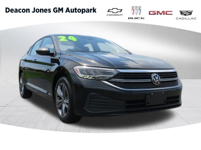 Used 2024 Volkswagen Jetta SE