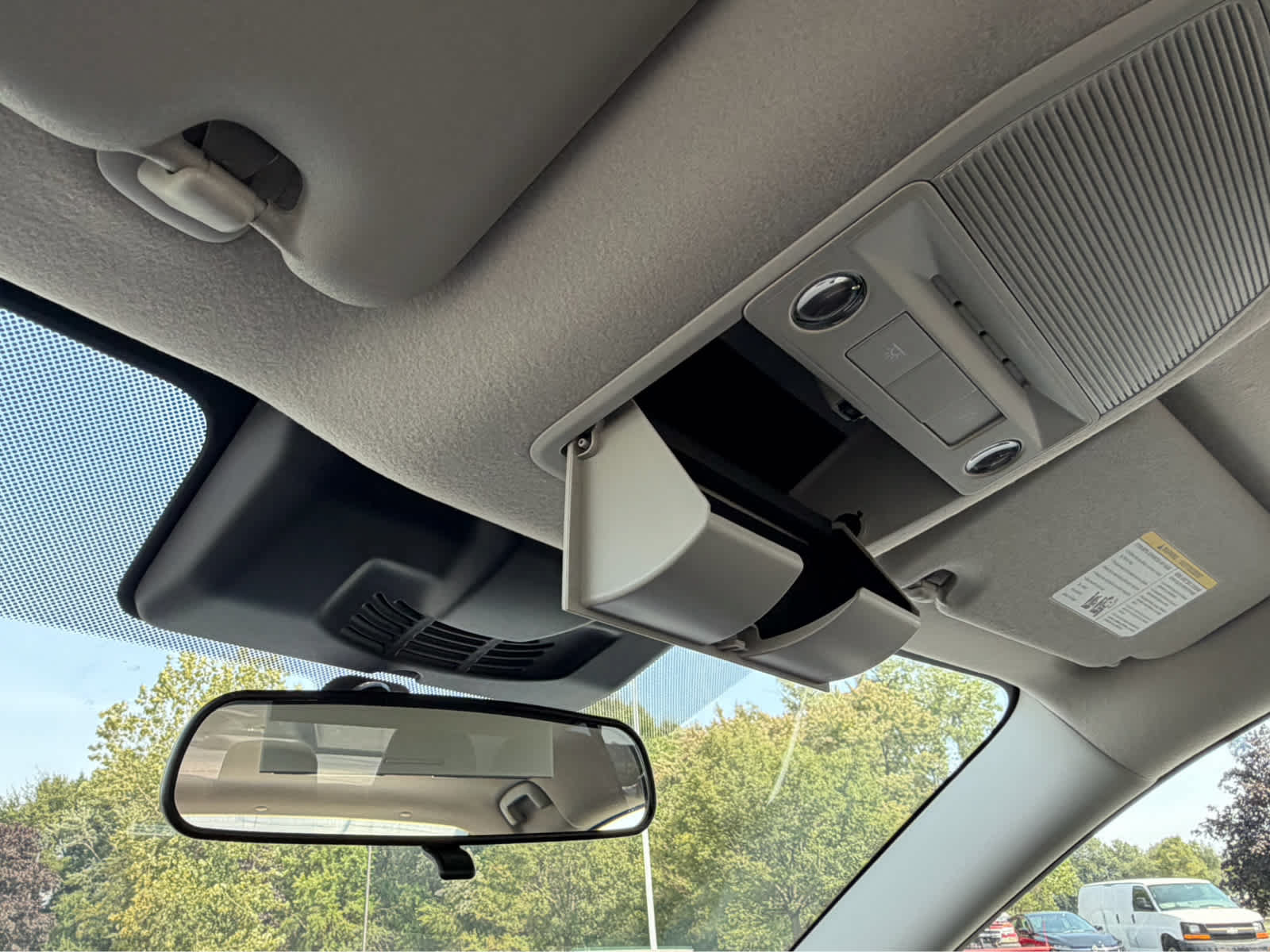 New 2027 Nissan Sentra SR w/ SR All Weather Package FWD image 24